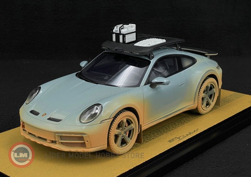 1:18 Spark 2025 Porsche 911 (992) Dakar AHEAD shadegreen ''Dirty Version''