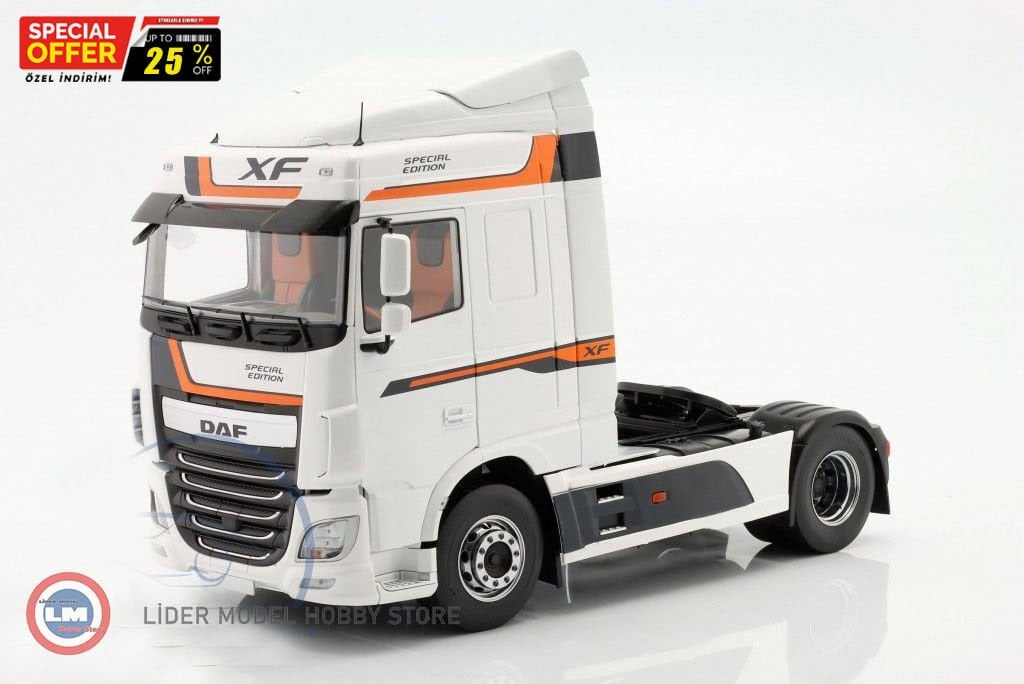 1:18  Premium Classixxs 2016 DAF XF Space Cab Beyaz