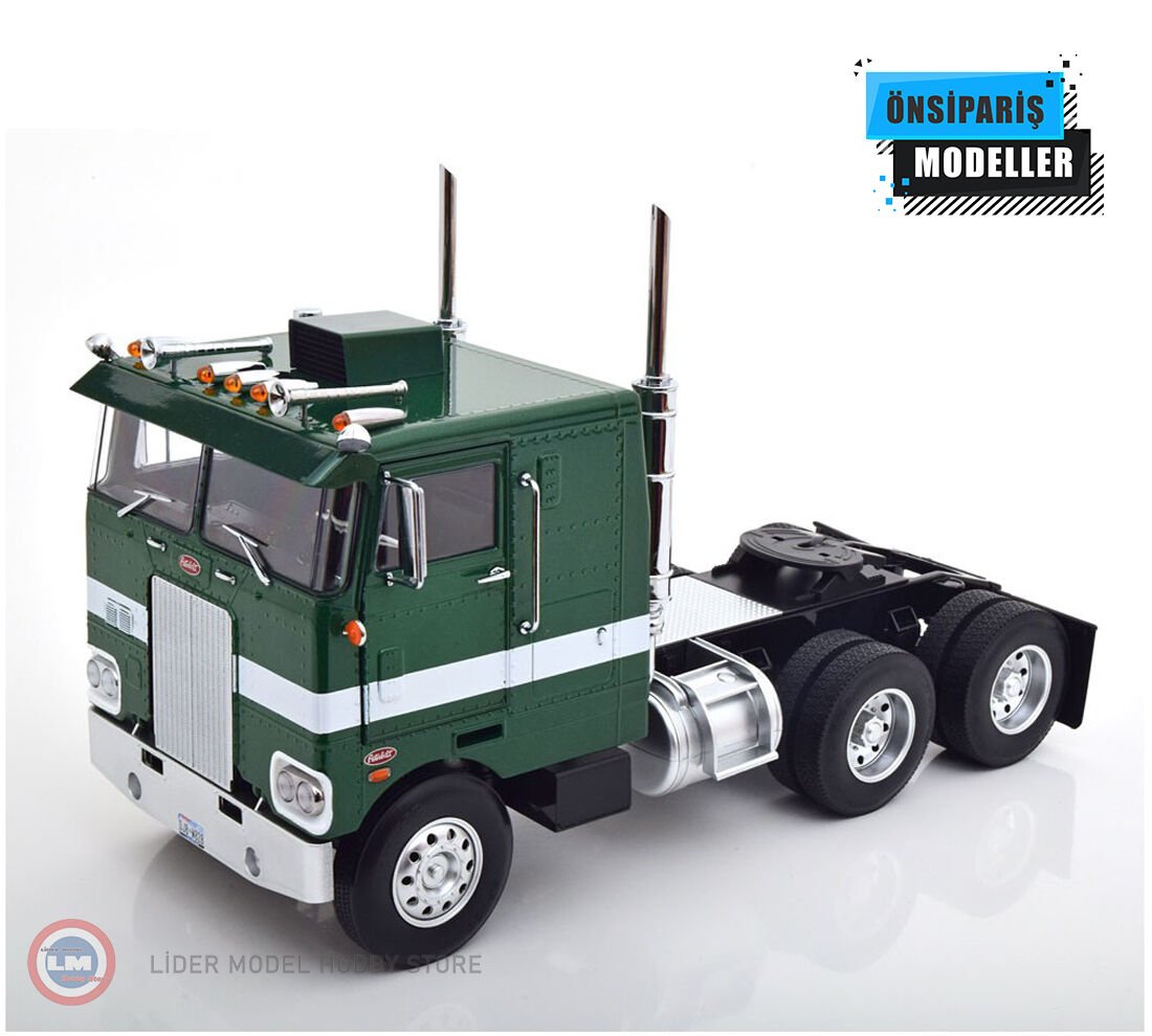 1:18 1977 Peterbilt 352 Pacemaker