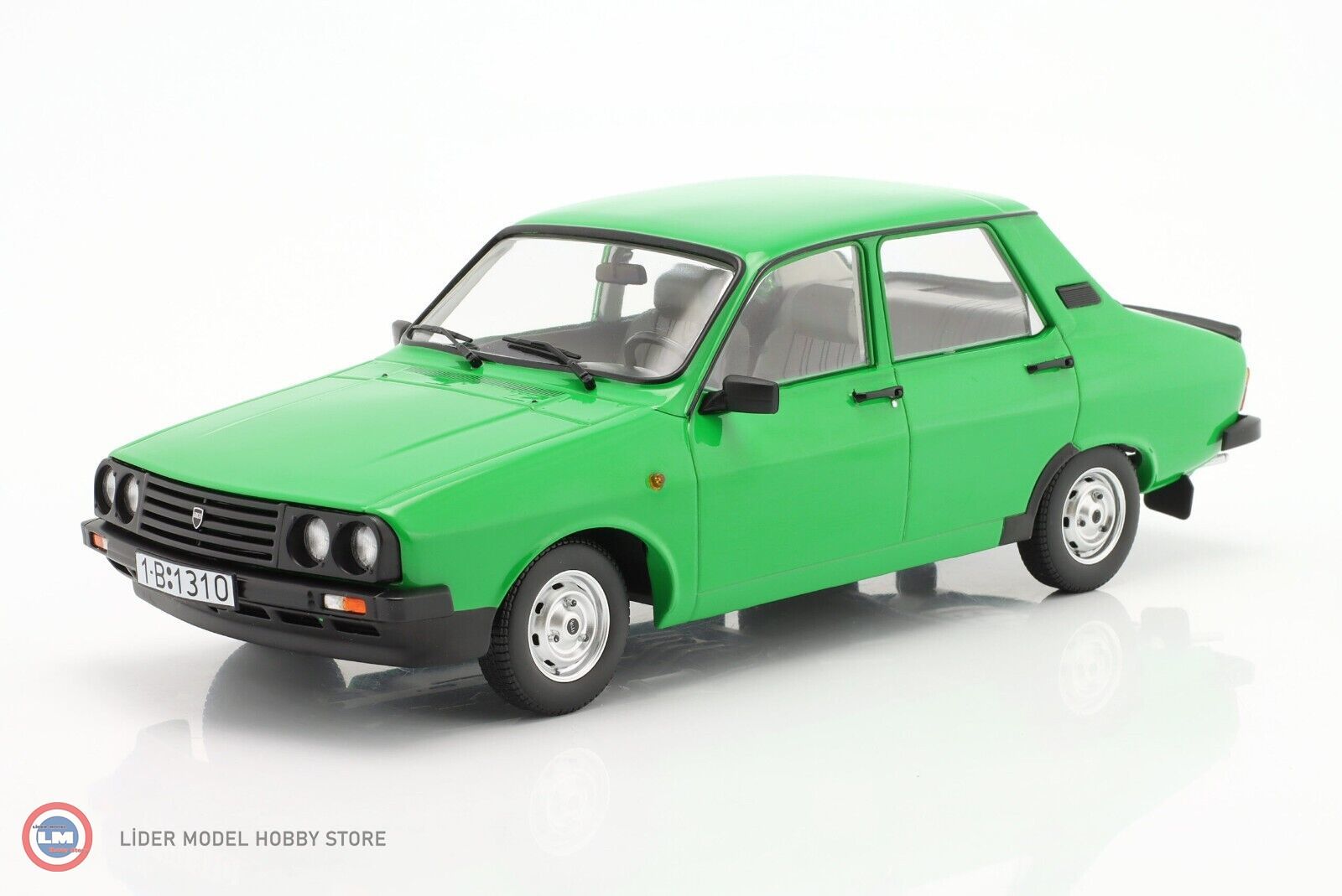 1:18 Triple9 1991 Dacia 1310TLX