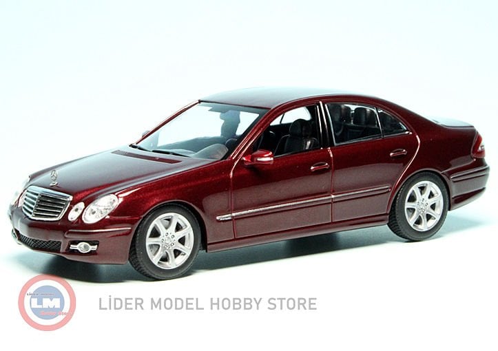 1:43 2006 Mercedes Benz E-CLASS (W211)