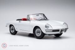 1:18 1966 Alfa Romeo 1600 Duetto Spider