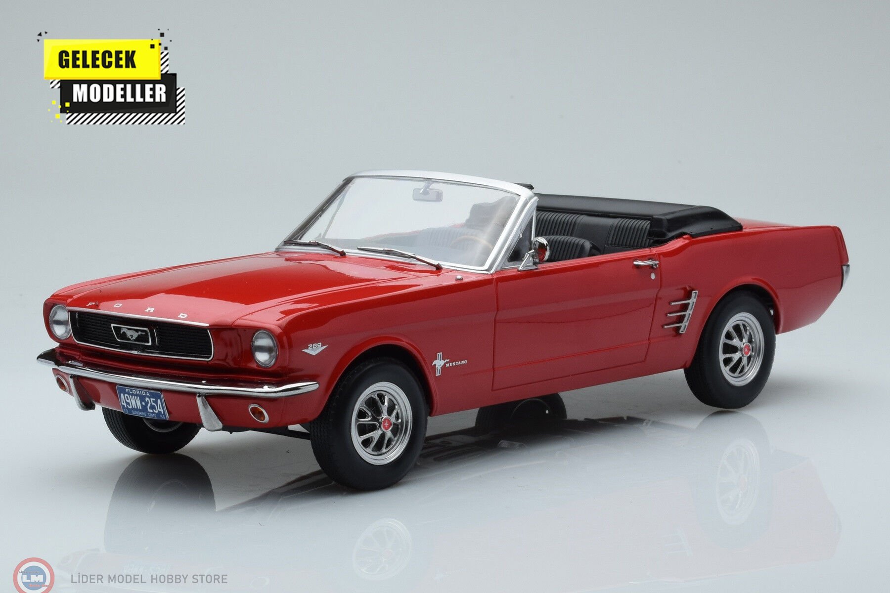 1:18 Norev 1966 Ford Mustang Convertible