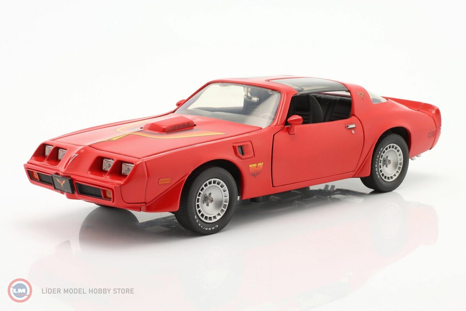 1:18 1979 Pontiac Firebird T/A