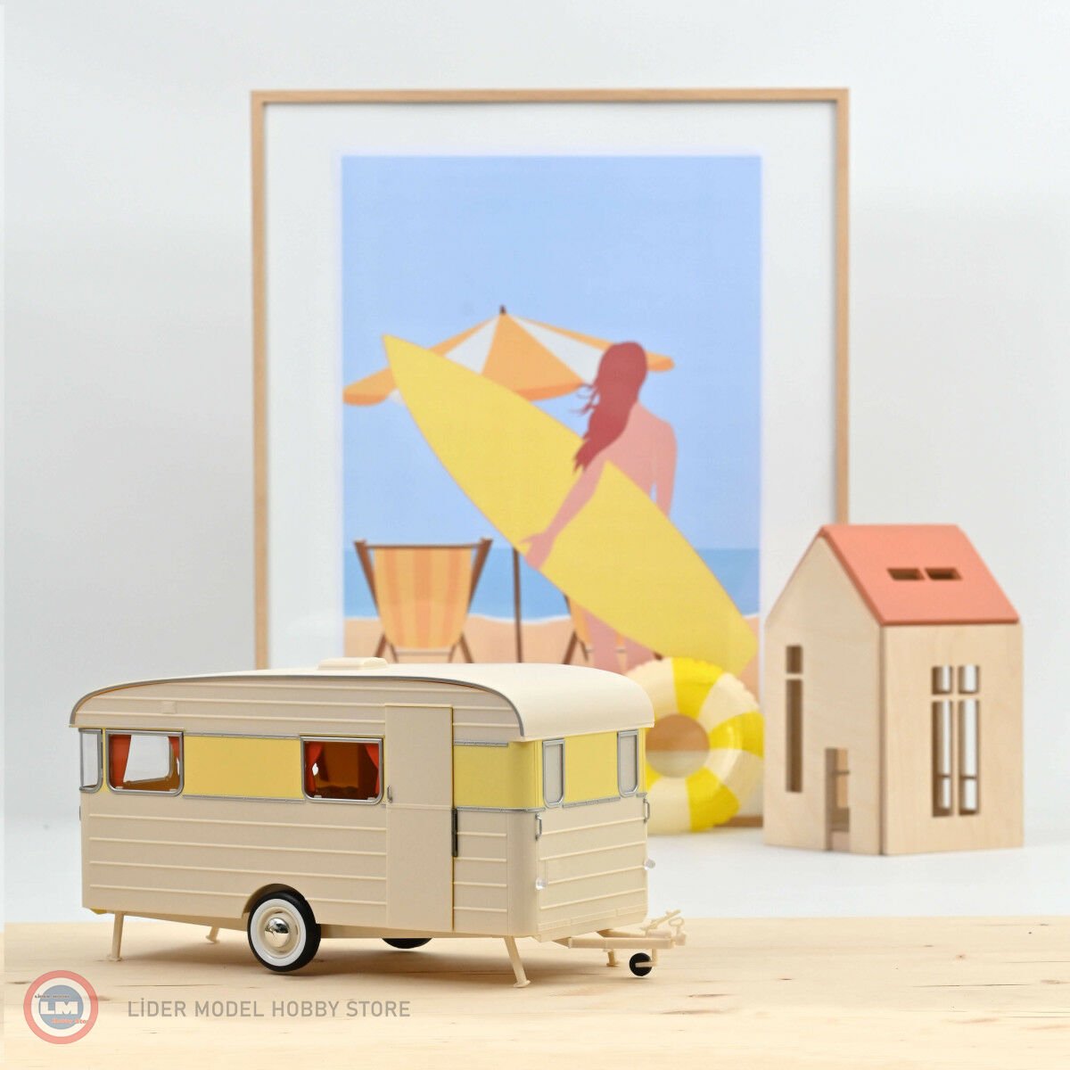 1:18 1960 Caravan Digue Panoramic 14