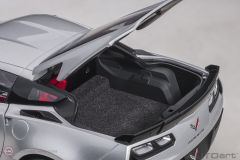 1:18 Chevrolet Corvette C7 Z06 Gümüş