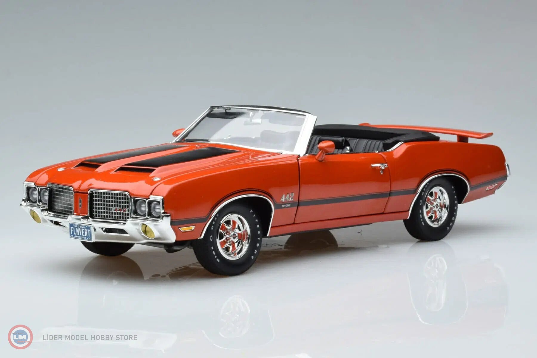 1:18 1972 Oldsmobile 442 W-30 CABRIOLET
