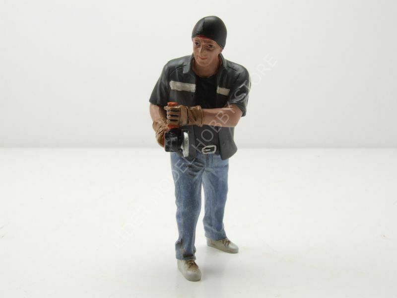 1:18 American Diorama Tamirci Mr.Chopman The Chop Shop 38161