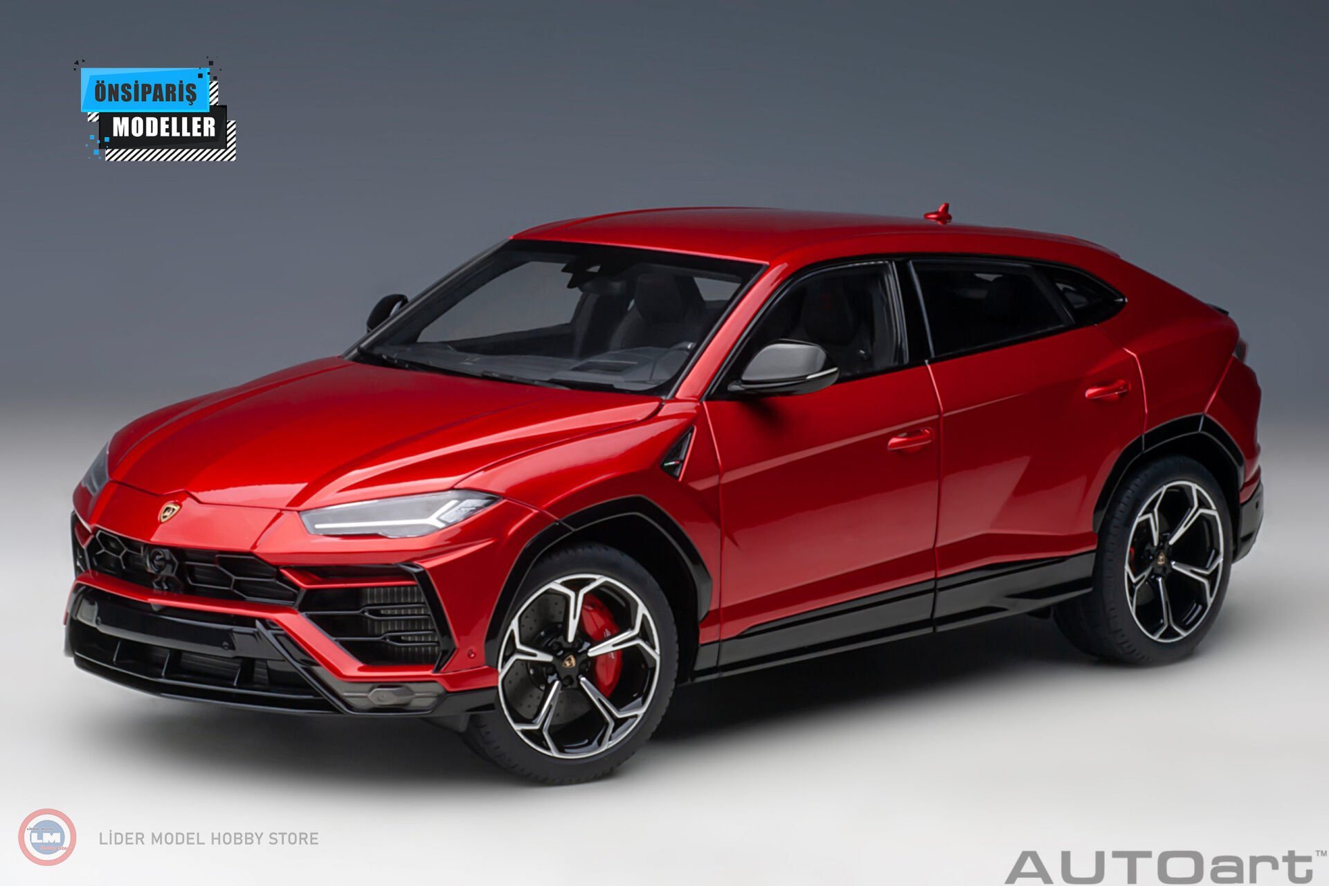 1:18 2018 Lamborghini Urus (Rosso Efesto)