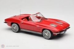 1:18 Norev 1963 Chevrolet Corvette Sting Ray Convertible