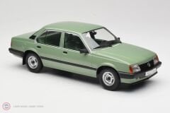1:18 MCG 1981 Opel Ascona C
