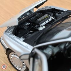 1:18 Norev 1992 Renault Clio 16S