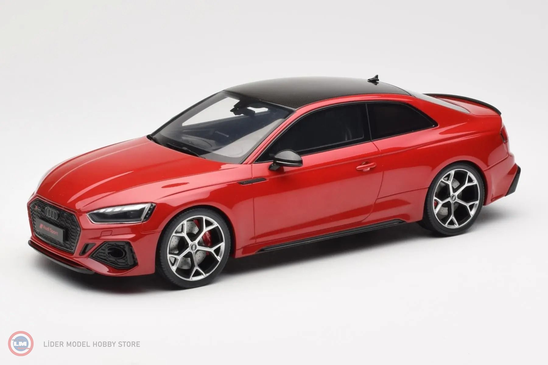 1:18 2019 Audi RS 5 Compettition