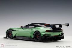 1:18 2015 Aston Martin Vulcan 70263 (Apple Tree Green Metallic)