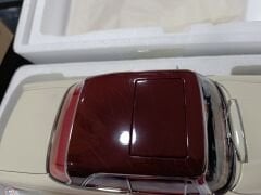 KUSURLU 1:18 Autoar 1968 Mercedes Benz 280SE Coupe