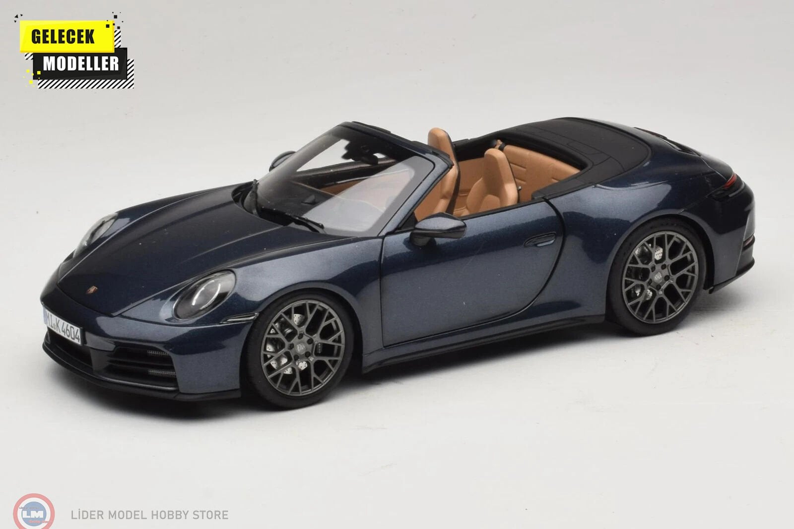 1:18 Norev 2025 Porsche 911 (992) Carrera Cabriolet