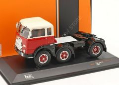 1:43 1961 Fiat 690 T1