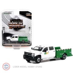 1:64 2018 Chevrolet C-30 Dually Wrecker Dually Drivers Series