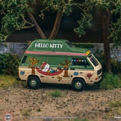 1:64 Tarmac Works Volkswagen T3 Van Hello Kitty Camping