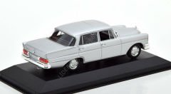 1:43 1963 Mercedes Benz 300 SE LWB