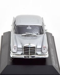 1:43 1963 Mercedes Benz 300 SE LWB