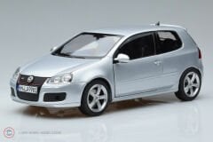 1:18 2007 Volkswagen Golf V GTI Pirelli