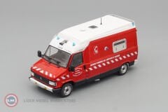 1:43 Atlas 1982 PEUGEOT J5 MAXUM VAN FIRE İtfaiye
