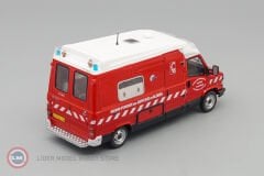 1:43 Atlas 1982 PEUGEOT J5 MAXUM VAN FIRE İtfaiye
