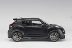 1:18 2016 Nissan Juke-R