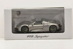 1:43 2013 Porsche 918 Spyder