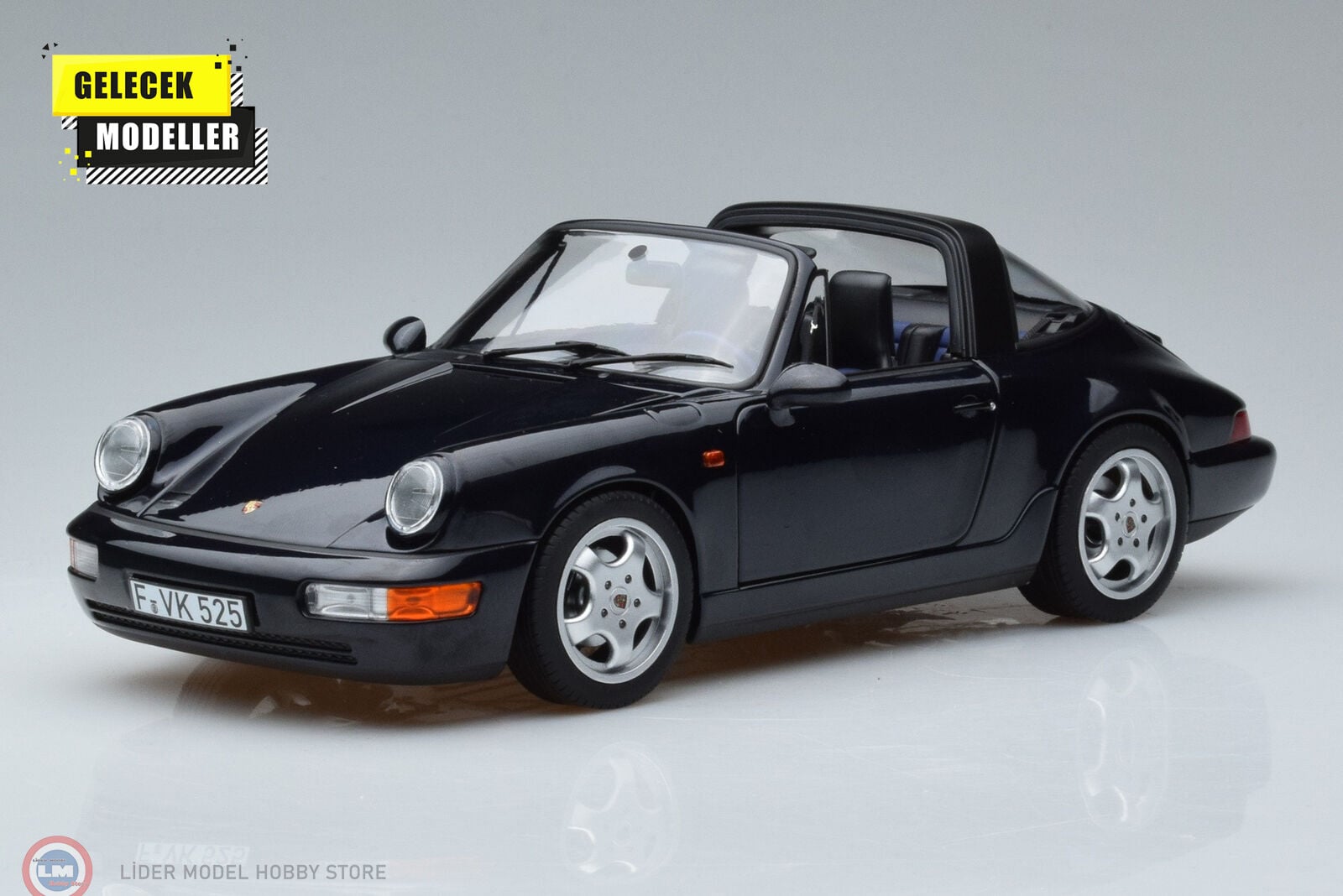 1:18 Norev 1991 Porsche 911 Carrera 4 Targa - Dark Blue