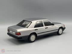 1:18 1984 Mercedes Benz 300 E W124