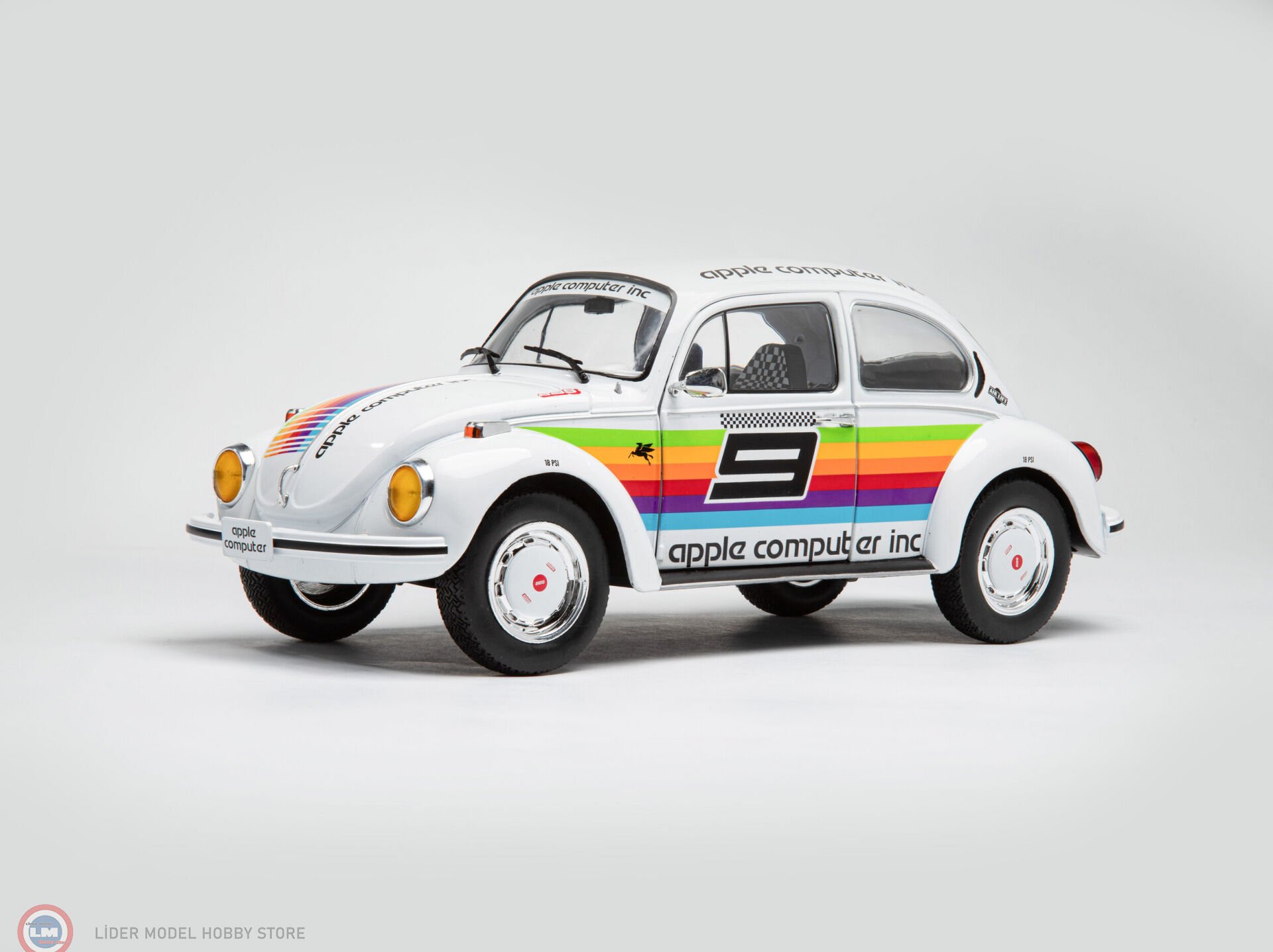 1:18 Solido 1975 Volkswagen VW Beetle 1303 K3 Tribute Apple