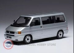 1:43 1990 Volkswagen T4 Caravelle