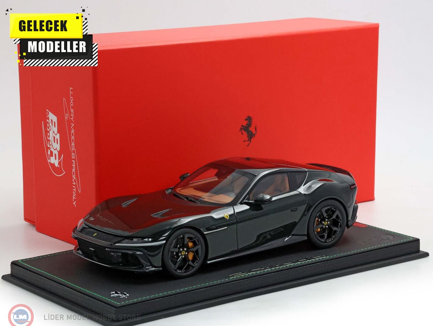 1:18 BBR 2024 Ferrari 12Cilindri tetto panoramico - Verde British