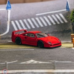 1:64 Tarmac Works Ferrari F40 Lightweight