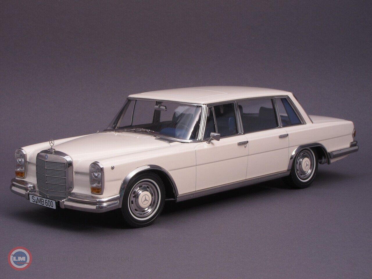 1:18 1963 Mercedes Benz 600 SWB W100