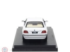 1:64 Almost Real BMW 750iL E38
