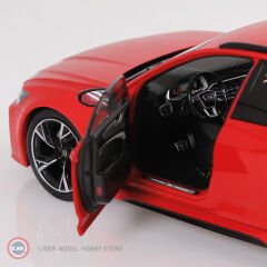 1:18 2021 Audi RS6 Avant