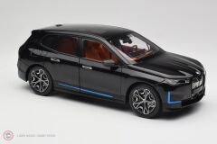1:18 Minichamps 2022 BMW IX Saphire Black