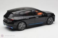1:18 Minichamps 2022 BMW IX Saphire Black