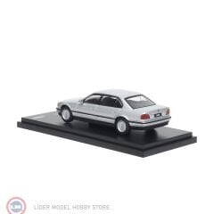 1:64 Almost Real BMW 750iL E38