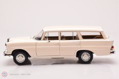 1:18 1966 Mercedes Benz 200 Universal W110