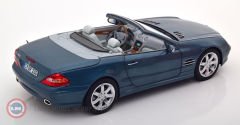 1:18  2001 Mercedes Benz SL 500 (R230)