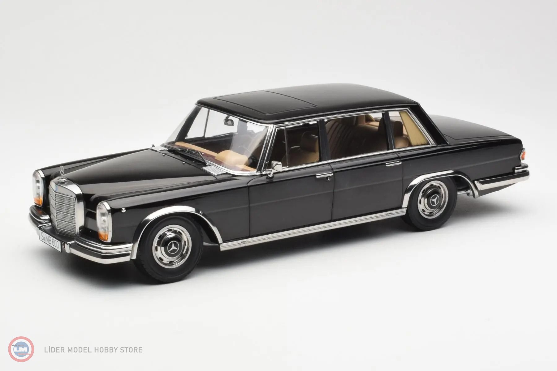 1:18 1963 Mercedes Benz 600 Pullman W100
