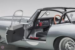 1:18 2015 Jaguar Lightweight E-Type 73646 (Silver)