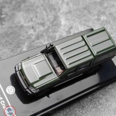 1:64 PARA64 Toyota Land Cruiser LC79