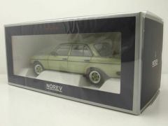 1:18 1982 Mercedes Benz W123 AMG