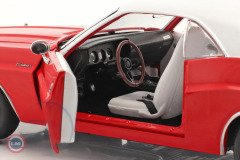 1:18 1970 Dodge  Challenger - The Deputy
