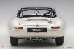 1:18 2015 Jaguar Lightweight E-Type 73649 (White)